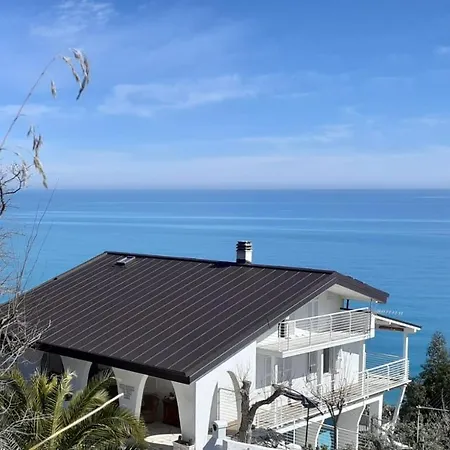 Vista D'Amare-3